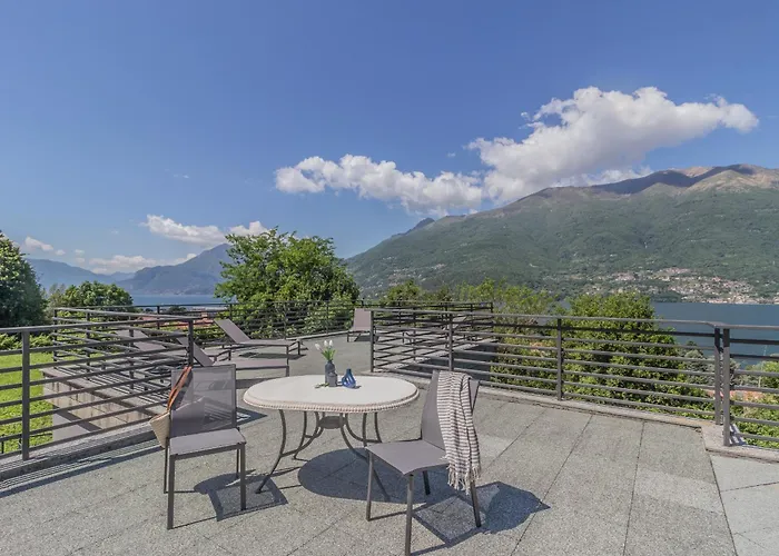 25 Bilocale Con Vista - Brezza Del Lario شقة